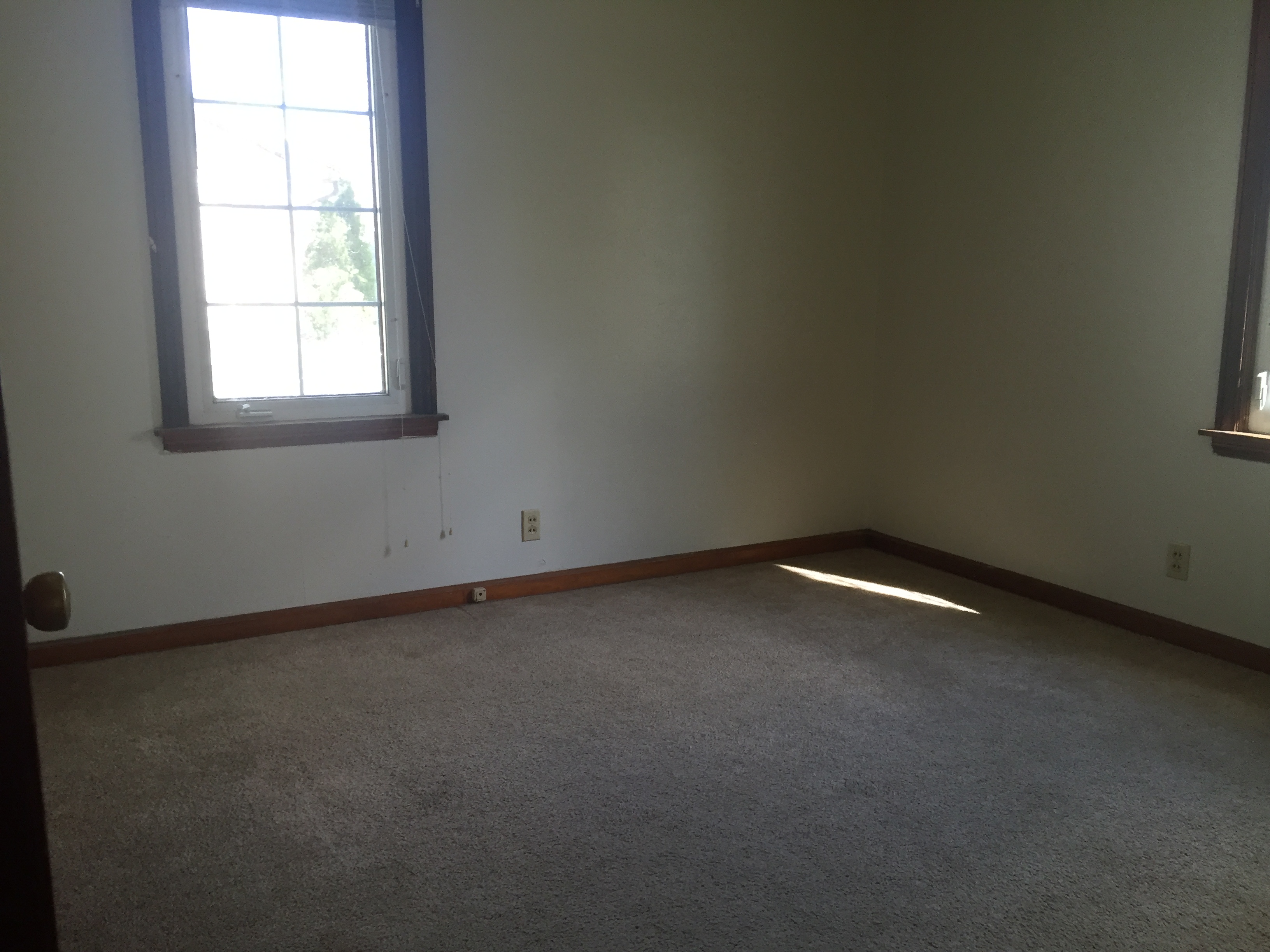 Gilbertville House Real Estate 715 12th Ave. SulenticFischels